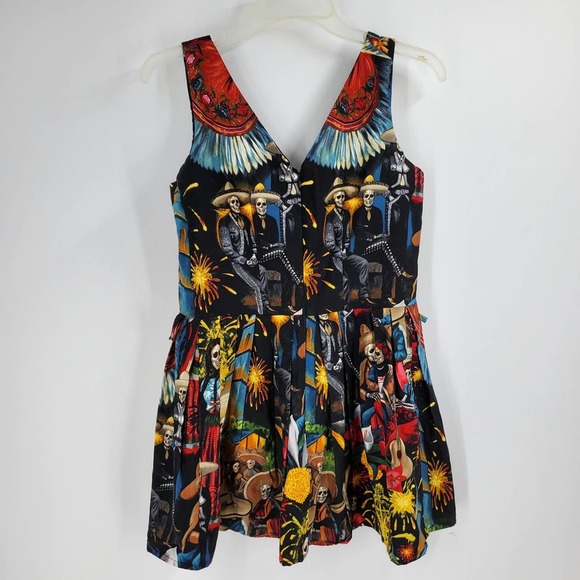 VANITY PROJECT Woman UK 12/ US 8/M Multi-Colored skulls Sleeveless tunic top - Picture 2 of 10